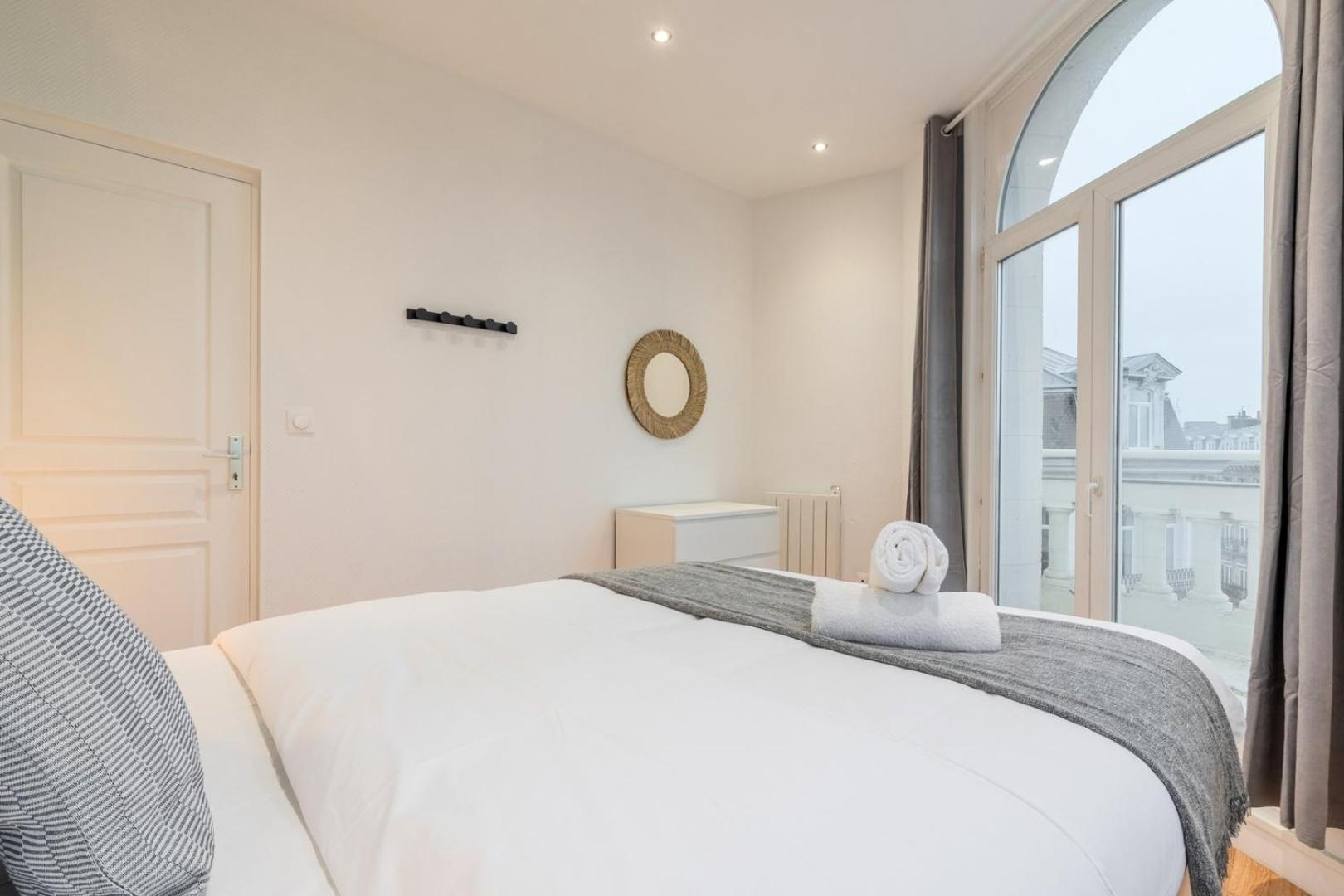 Apartment For 4 In Front Of Lille Flandres Station Extérieur photo