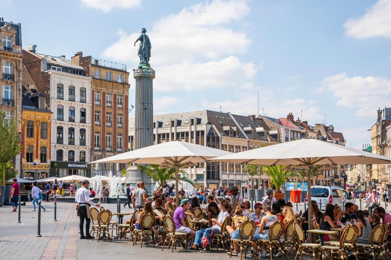 Apartment For 4 In Front Of Lille Flandres Station Extérieur photo